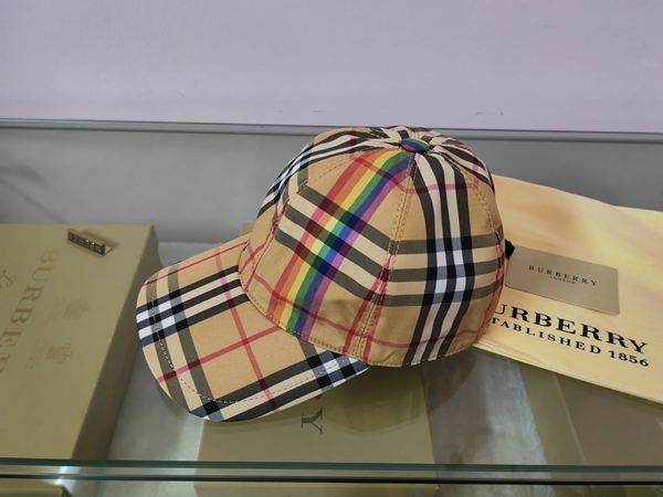 ブランド帽子正面デザイン